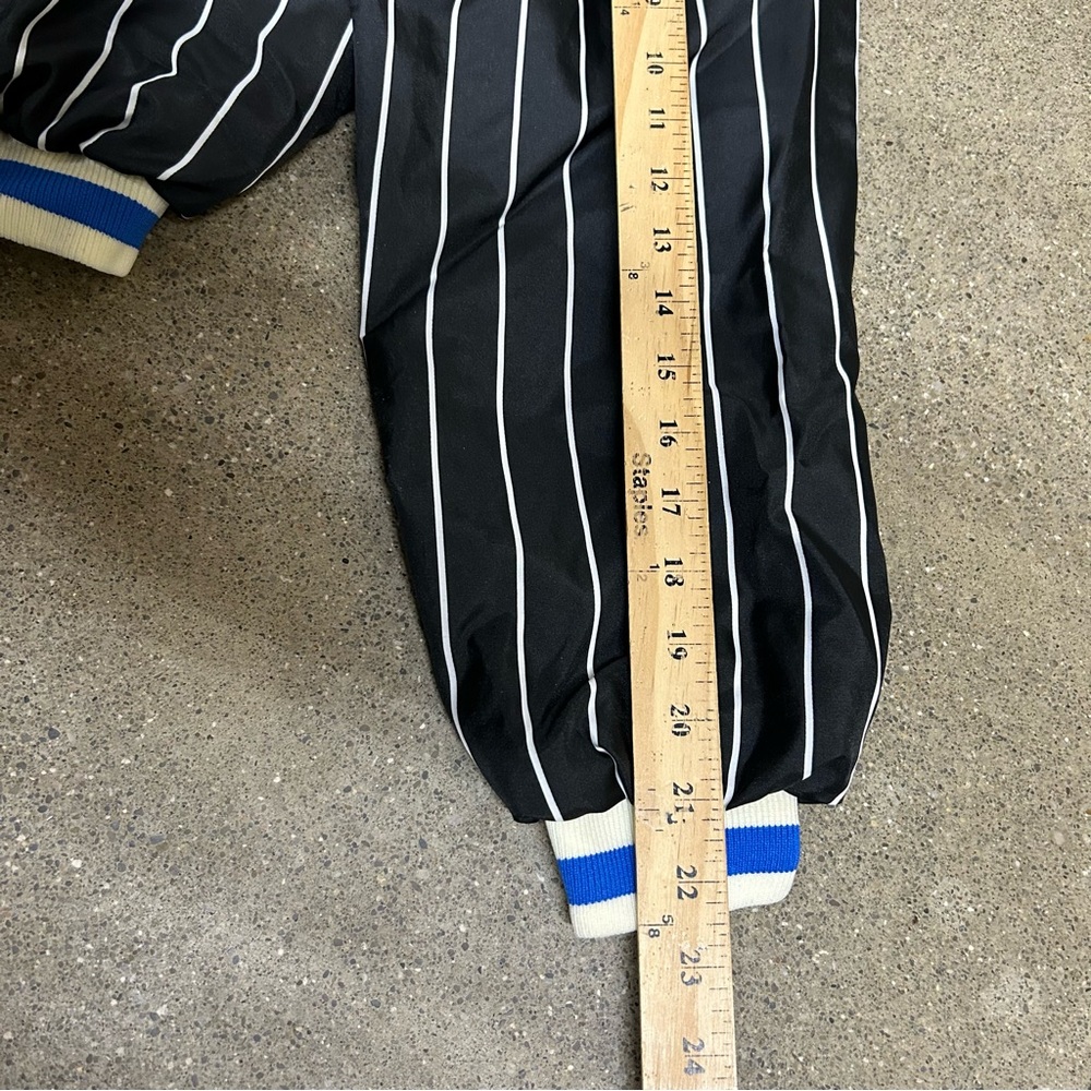 Vintage Orlando Magic Jacket Mens‎ Small Black Blue Bomber Champion 90s Warm Up - Picture 8 of 10